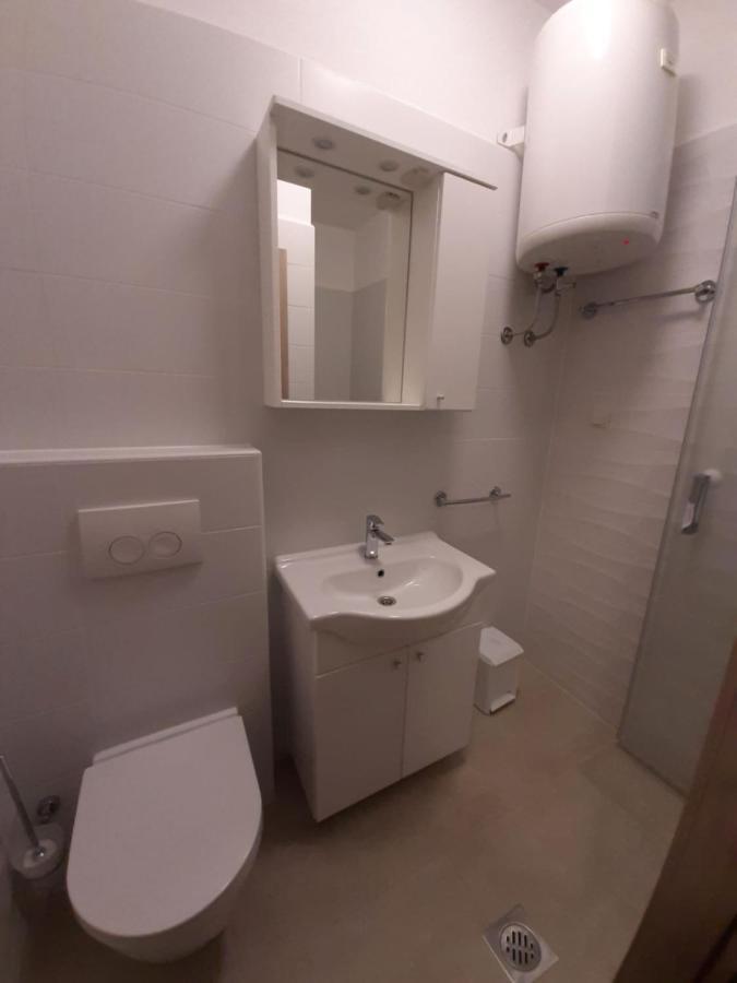 Apartmani Ivan I Ruza Lopar Exterior foto