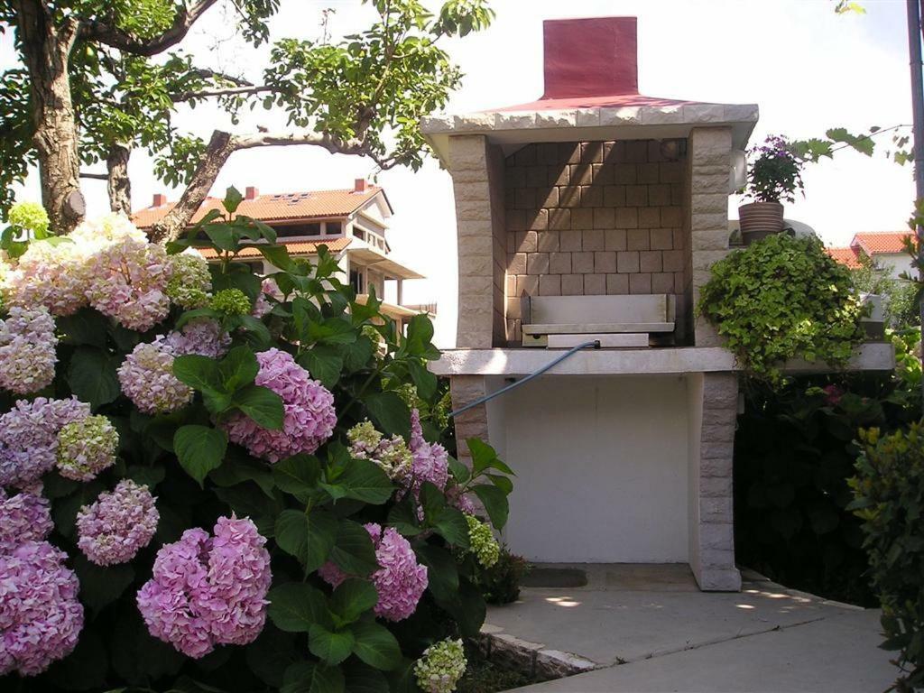 Apartmani Ivan I Ruza Lopar Exterior foto